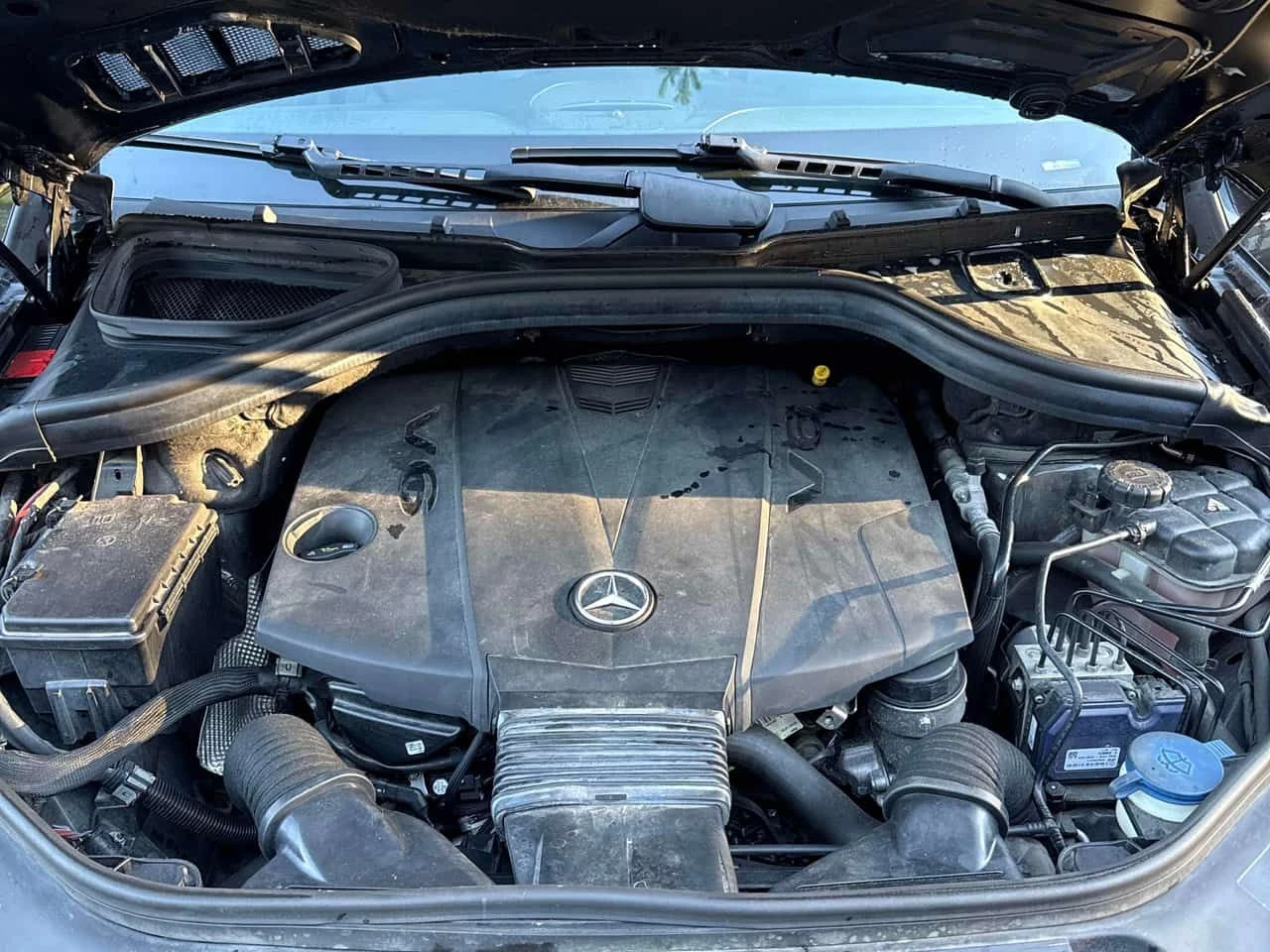 Mercedes-Benz ML 350  BlueTEC /HARMAN KARDON / 360 , снимка 16 - Автомобили и джипове - 54001019