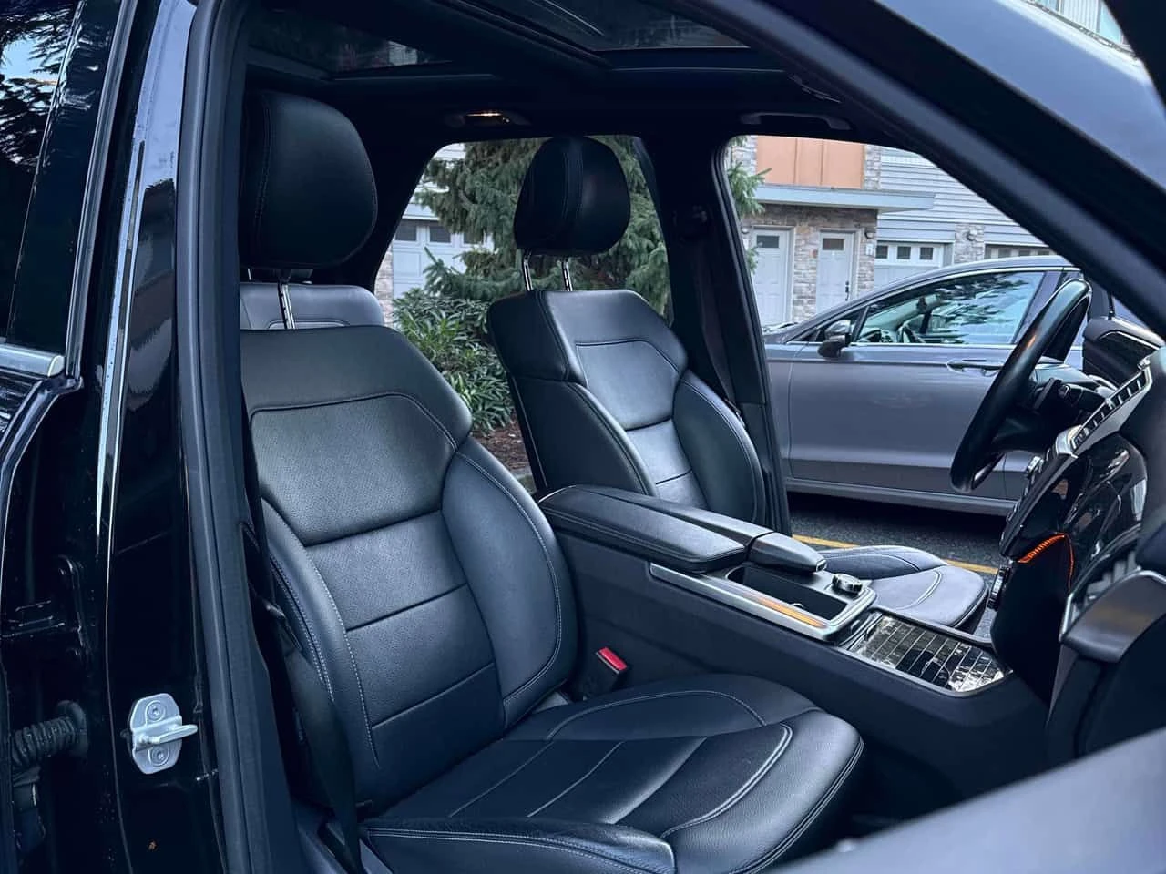 Mercedes-Benz ML 350  BlueTEC /HARMAN KARDON / 360 , снимка 13 - Автомобили и джипове - 54001019