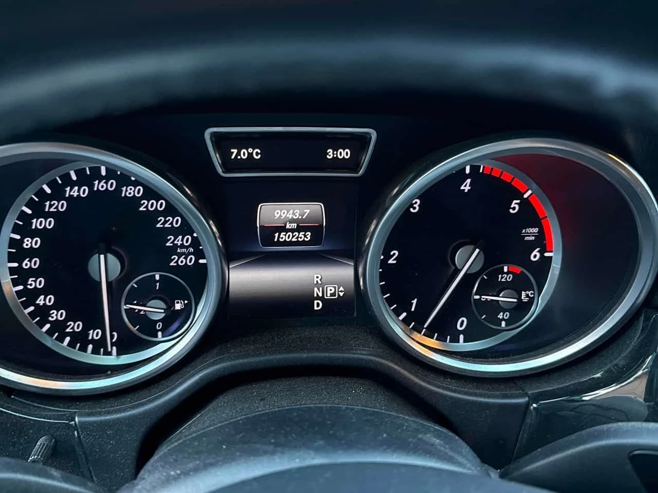 Mercedes-Benz ML 350  BlueTEC /HARMAN KARDON / 360 , снимка 8 - Автомобили и джипове - 54001019