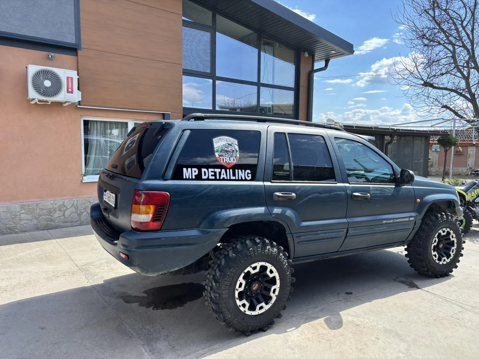 Jeep Grand cherokee 2.7 Quadra Drive  ??ЛИЗИНГ??, снимка 4 - Автомобили и джипове - 54115932