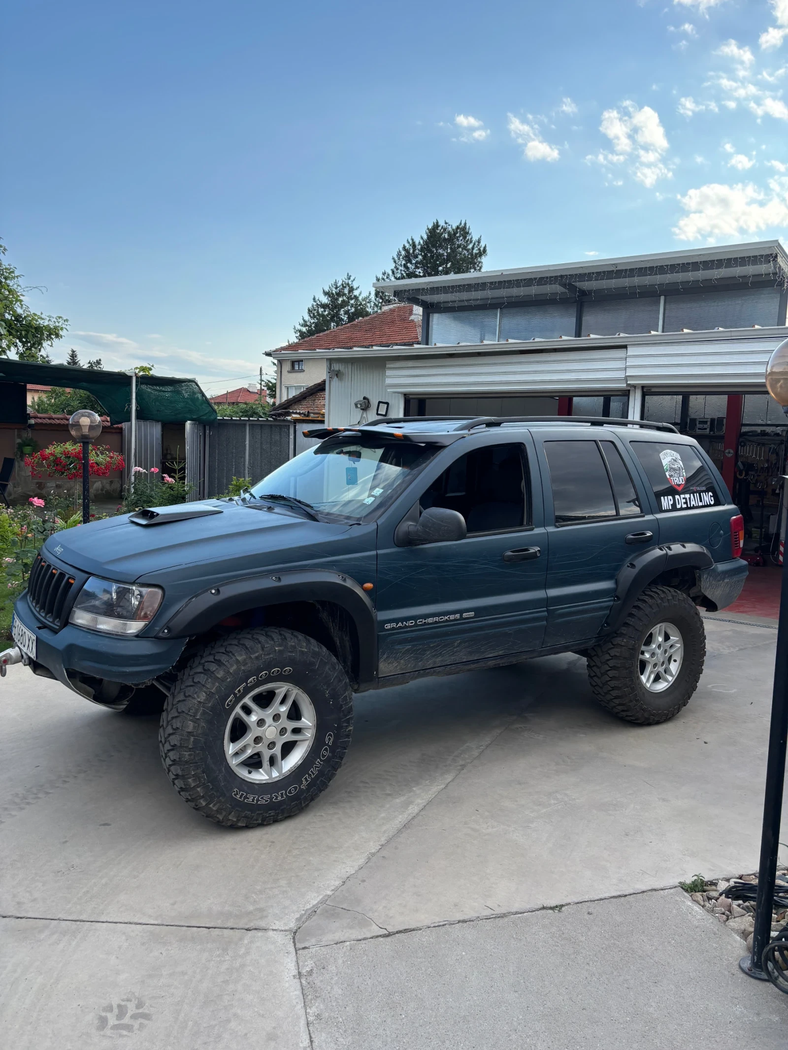 Jeep Grand cherokee !ЛИЗИНГ до края на месеца 8900 Evro, снимка 9 - Автомобили и джипове - 54115932