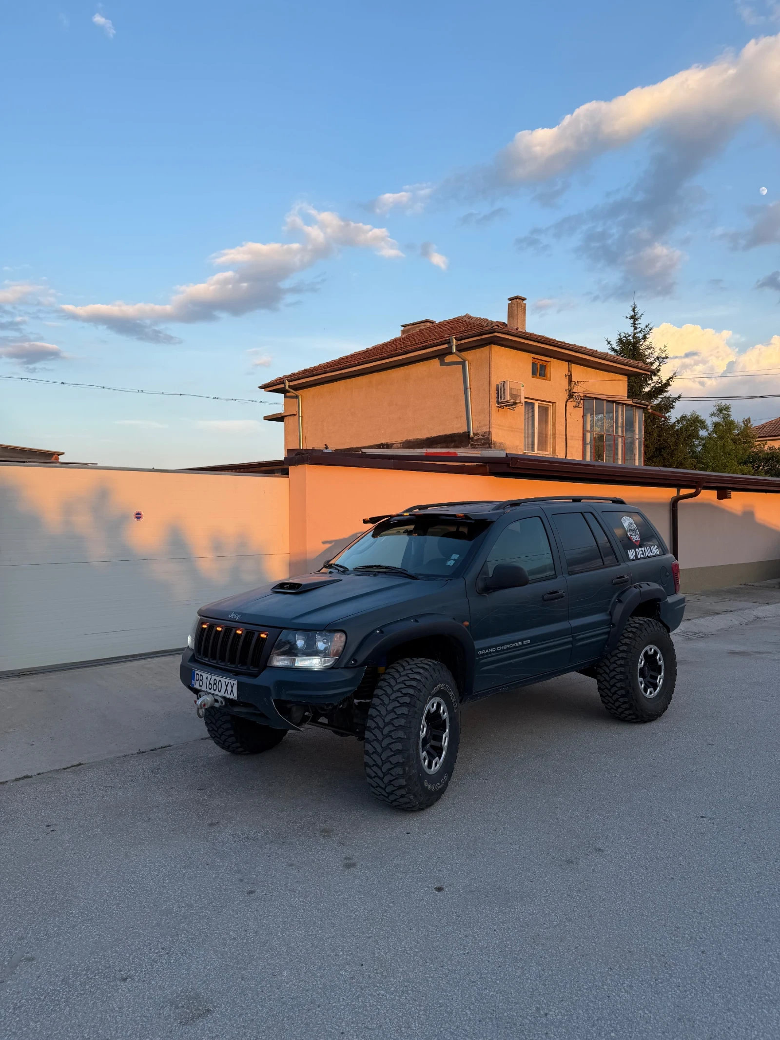 Jeep Grand cherokee !ЛИЗИНГ до края на месеца 8900 Evro