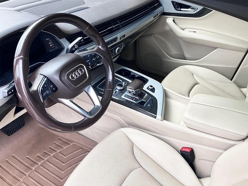 Audi Q7 3.0T* HUD* ПАНОРАМА* ОБДУХВАНЕ* 360 КАМЕРИ* КЕЙЛЕС, снимка 7 - Автомобили и джипове - 55211745