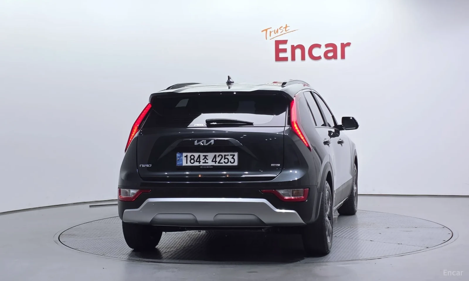 Kia Niro, снимка 4 - Автомобили и джипове - 55218819