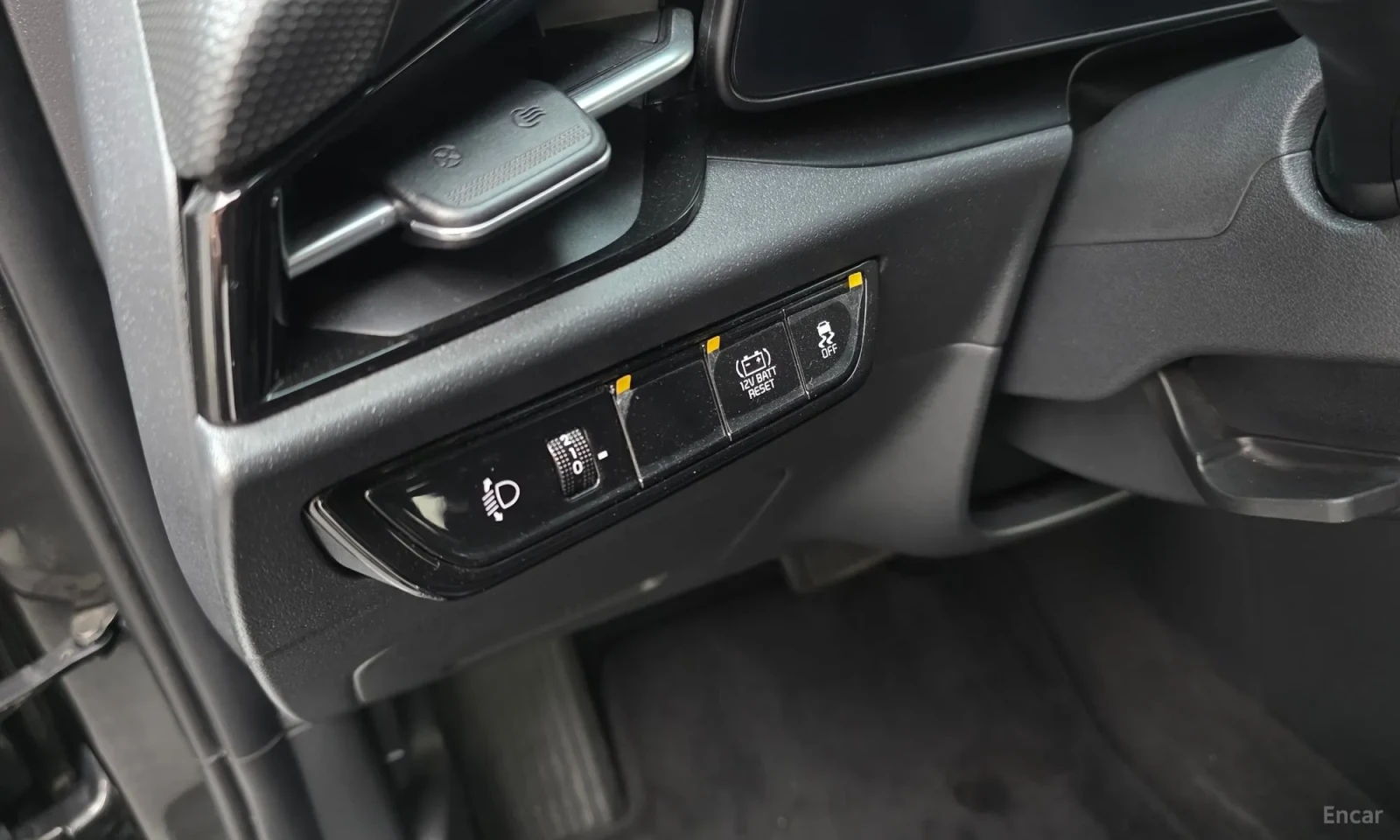 Kia Niro, снимка 17 - Автомобили и джипове - 55218819