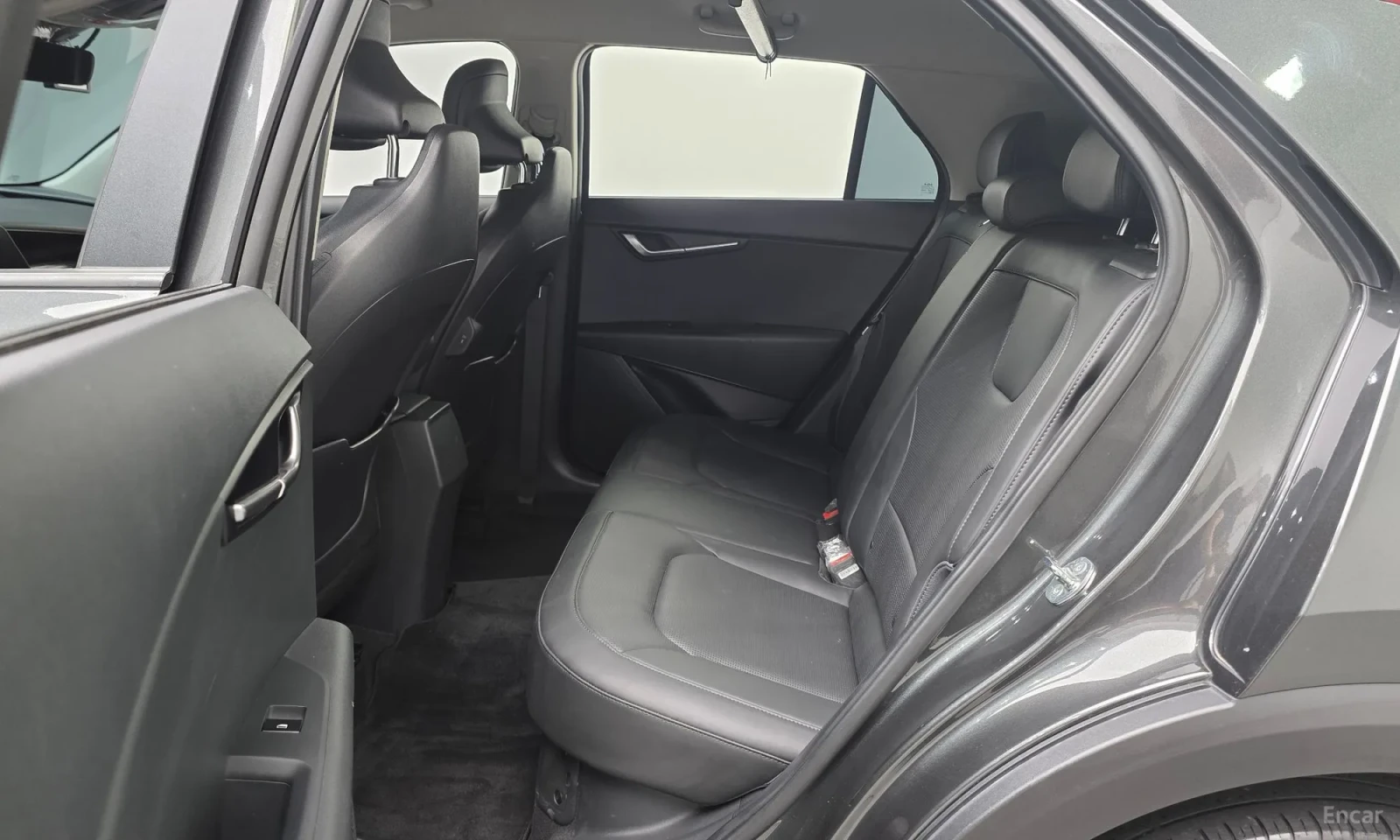 Kia Niro, снимка 13 - Автомобили и джипове - 55218819