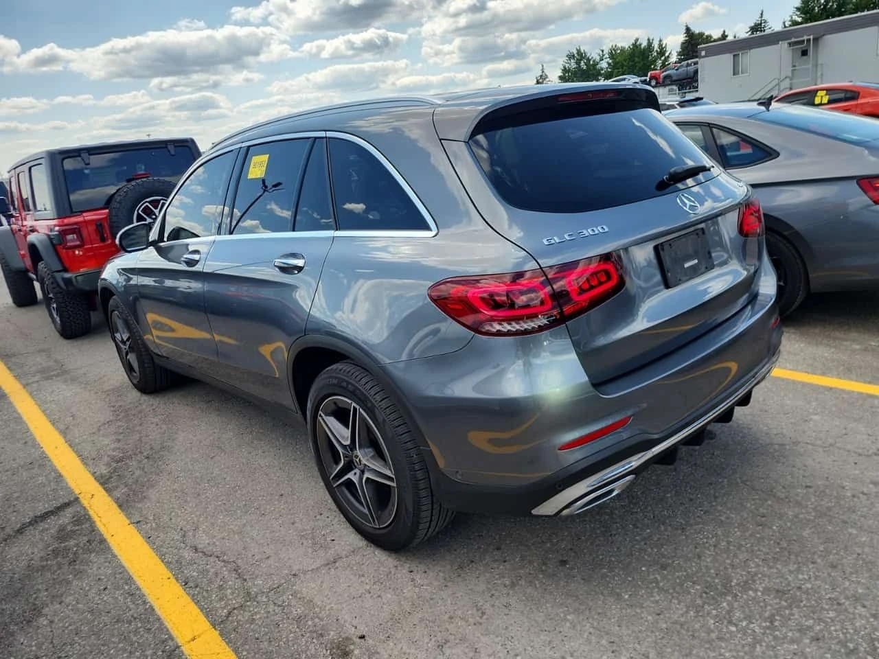 Mercedes-Benz GLC 300 * CARFAX * ОПЦИЯ ЗА ФИНАНСИРАНЕ, снимка 4 - Автомобили и джипове - 55547263