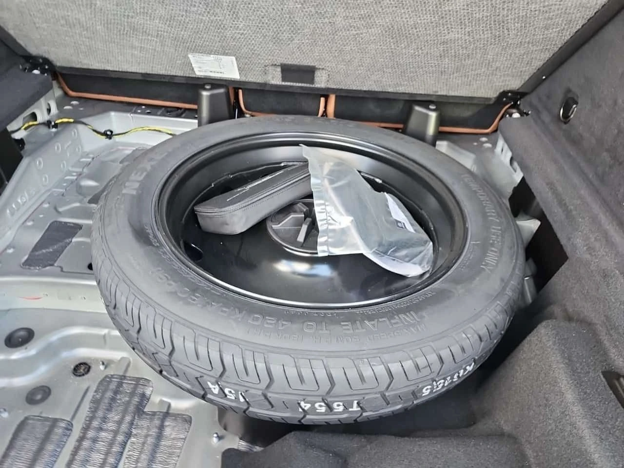 Mercedes-Benz GLC 300 * CARFAX * ОПЦИЯ ЗА ФИНАНСИРАНЕ, снимка 15 - Автомобили и джипове - 55547263