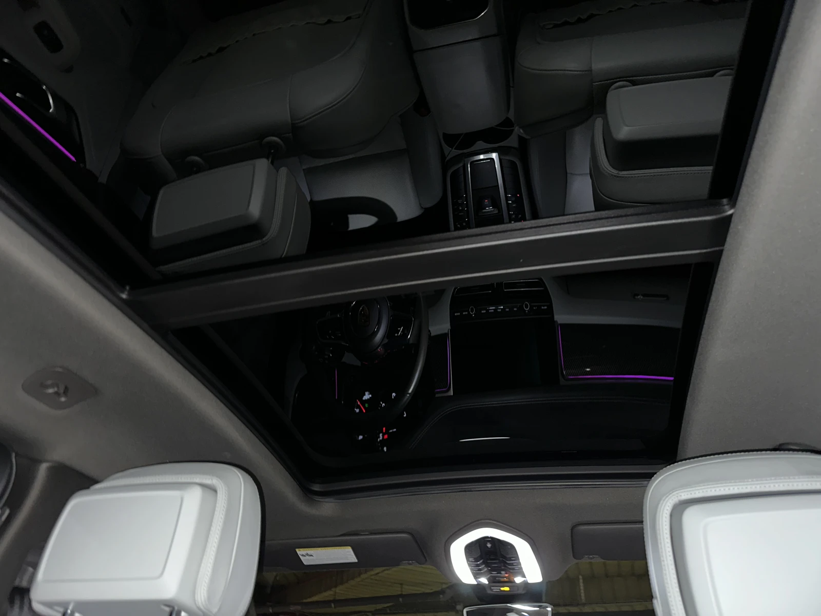 Porsche Macan 2.0 PDK 4x4, снимка 17 - Автомобили и джипове - 55960592