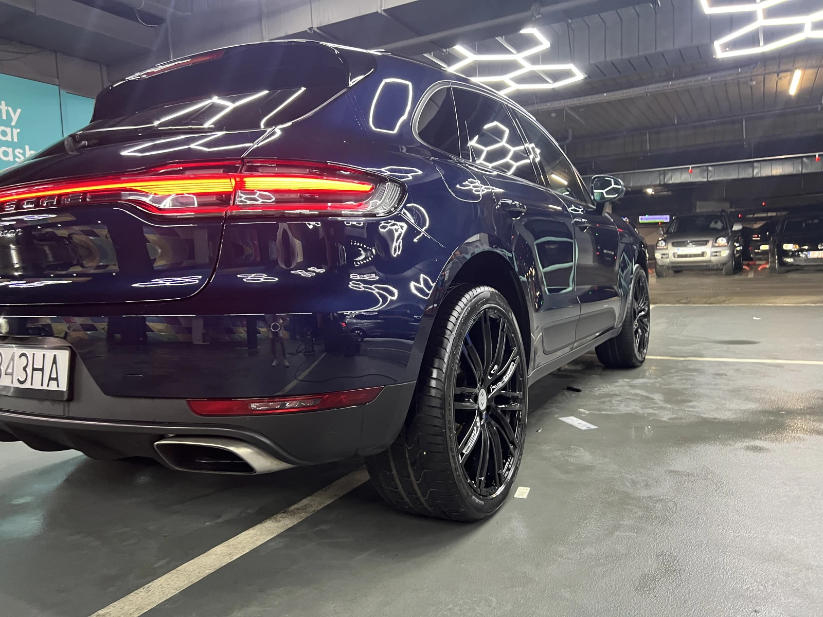 Porsche Macan 2.0 PDK 4x4, снимка 4 - Автомобили и джипове - 55960592