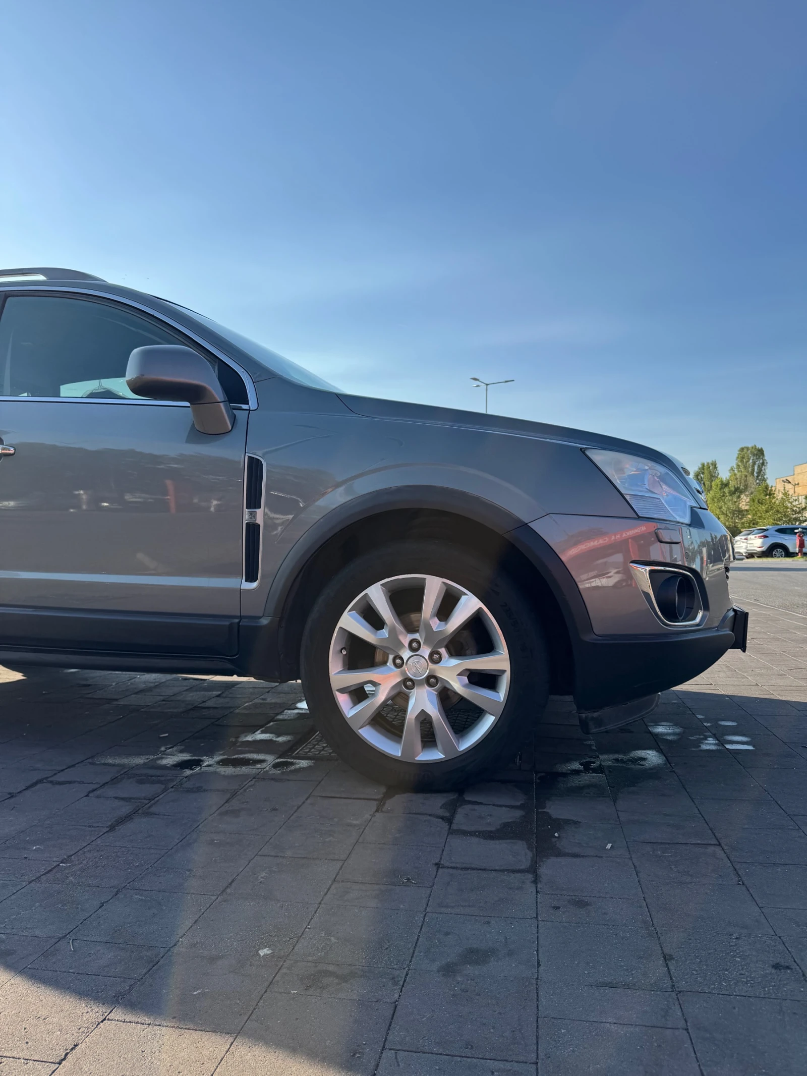 Opel Antara, снимка 4 - Автомобили и джипове - 56010556