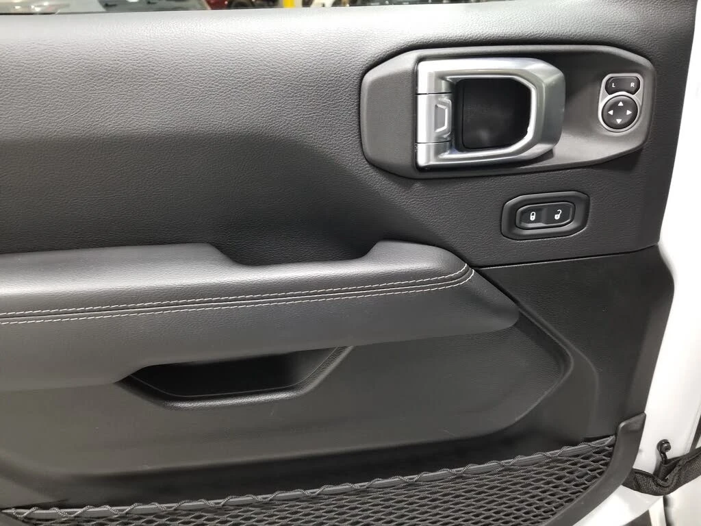 Jeep Wrangler 4xe* * SAHARA* * CAMERA* * �������* *  | Mobile.bg � ����������� 11