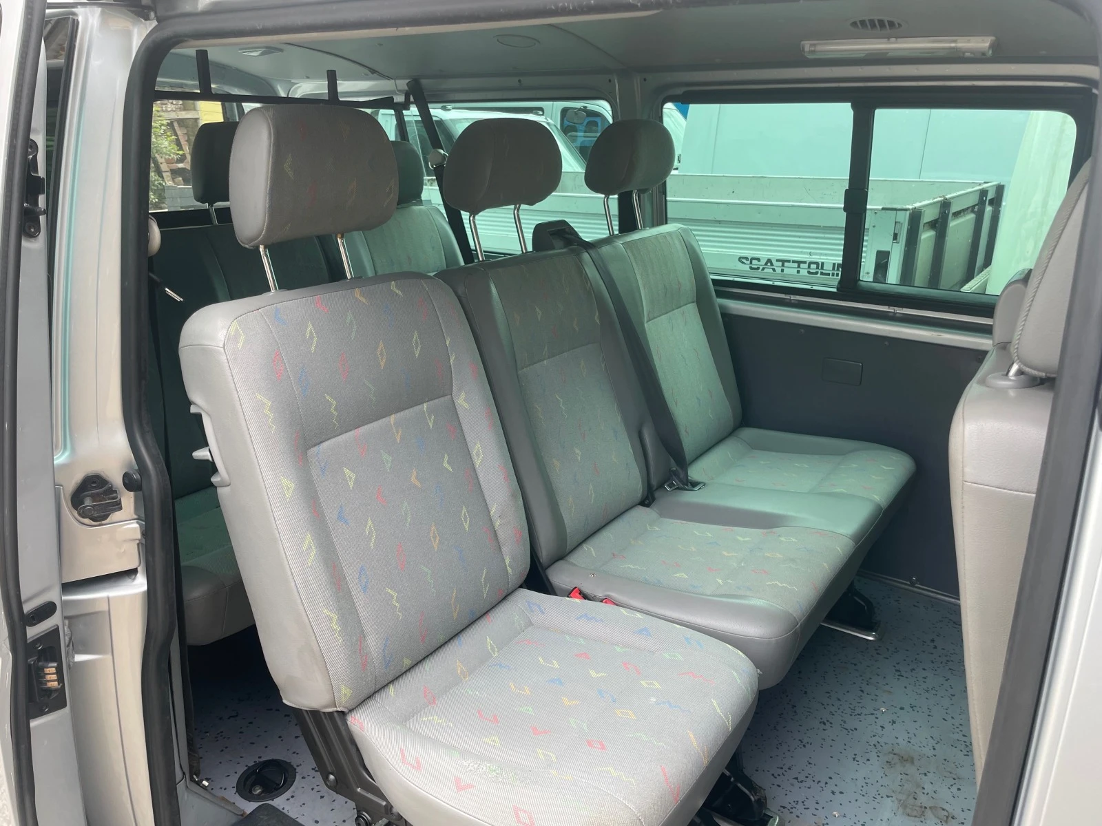 VW Transporter T5 - 2.5 TDi - изображение 4