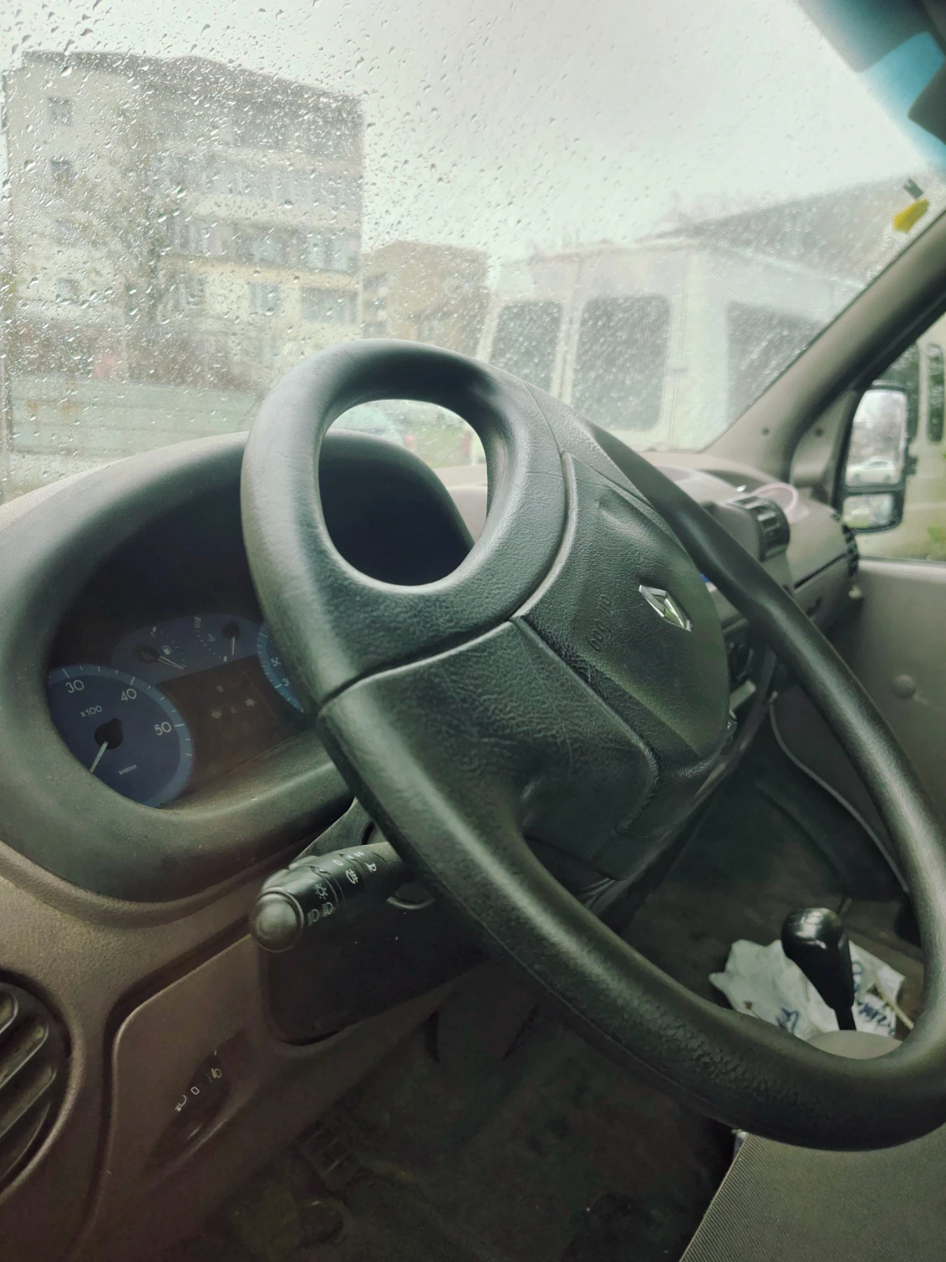 Renault Master 2.8D BORDOVI - изображение 7