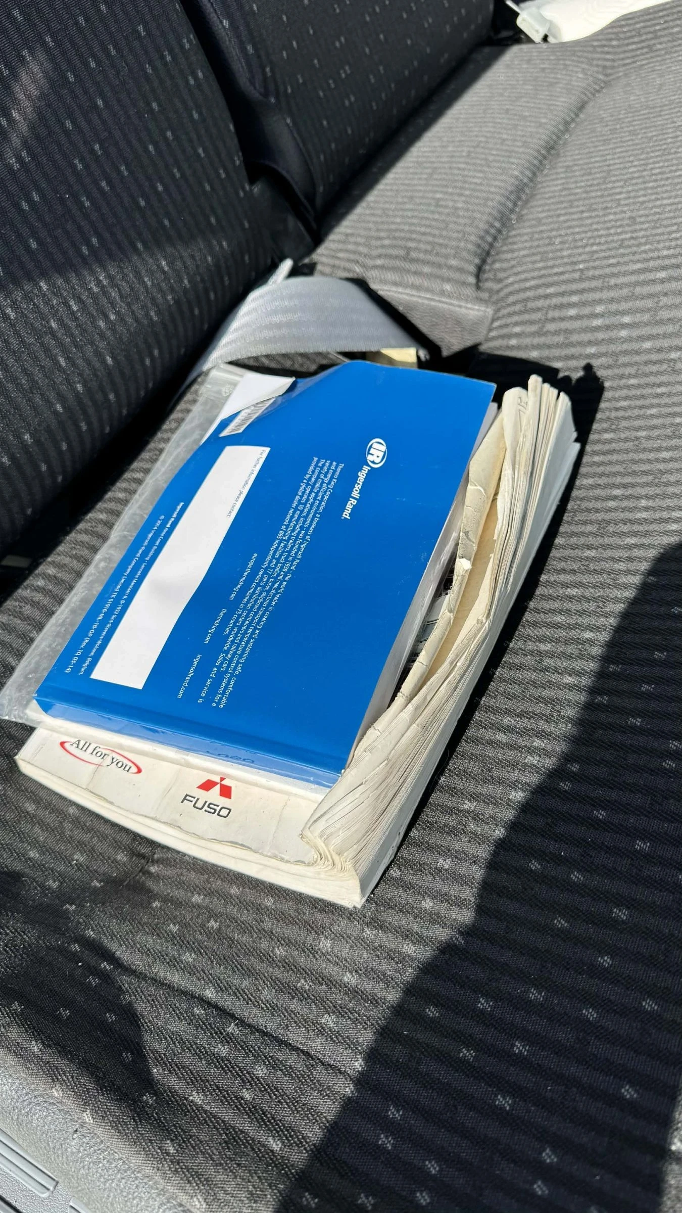 Mitsubishi Fuso ХЛАДИЛЕН, снимка 12 - Камиони - 54251005