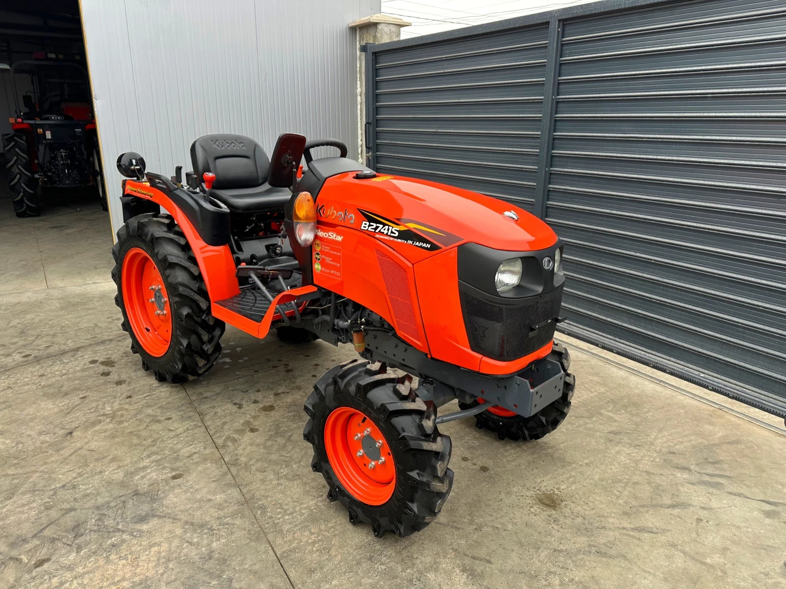 Трактор Kubota B2741S - изображение 2