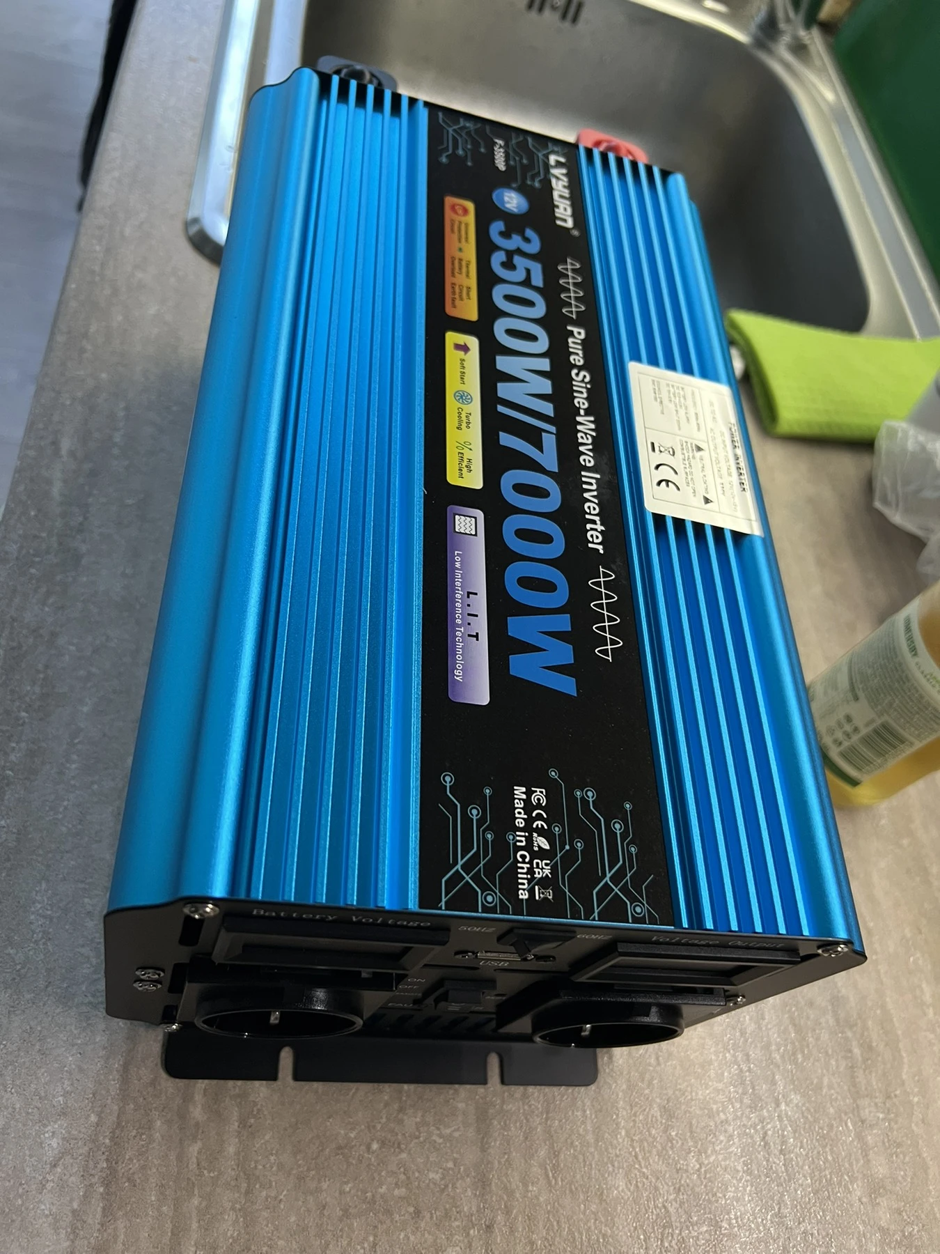 �������� Knaus Azure | Mobile.bg � ����������� 17