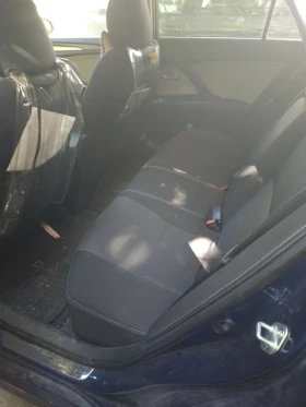 Toyota Avensis 1.8   | Mobile.bg    9
