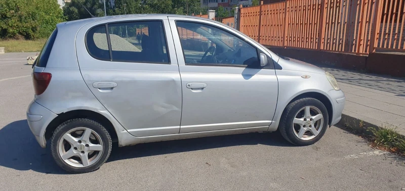 Toyota Yaris D4D, снимка 5 - Автомобили и джипове - 48014746