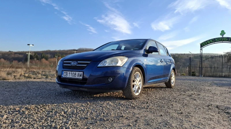 Kia Ceed 1.6, снимка 1 - Автомобили и джипове - 49592193