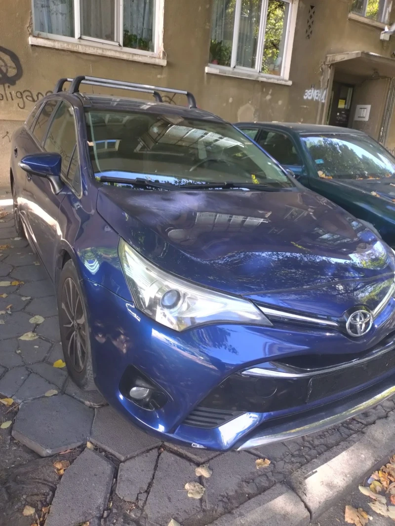 Toyota Avensis 1.8 VVTI, снимка 2 - Автомобили и джипове - 51968972