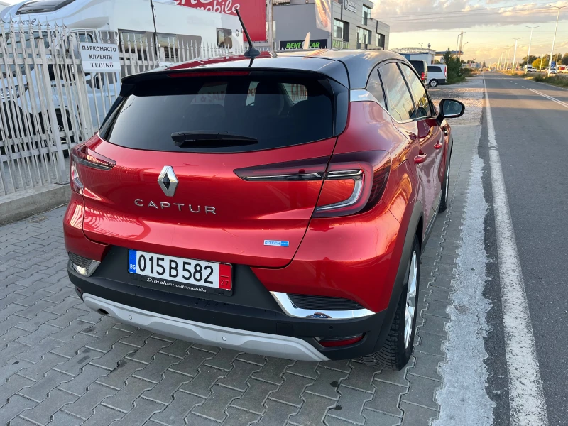 Renault Captur E-tech Hybrid 1.6, снимка 4 - Автомобили и джипове - 52170691