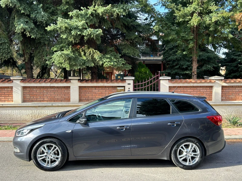 Kia Ceed 1.6CRDI 128K, снимка 7 - Автомобили и джипове - 52277993