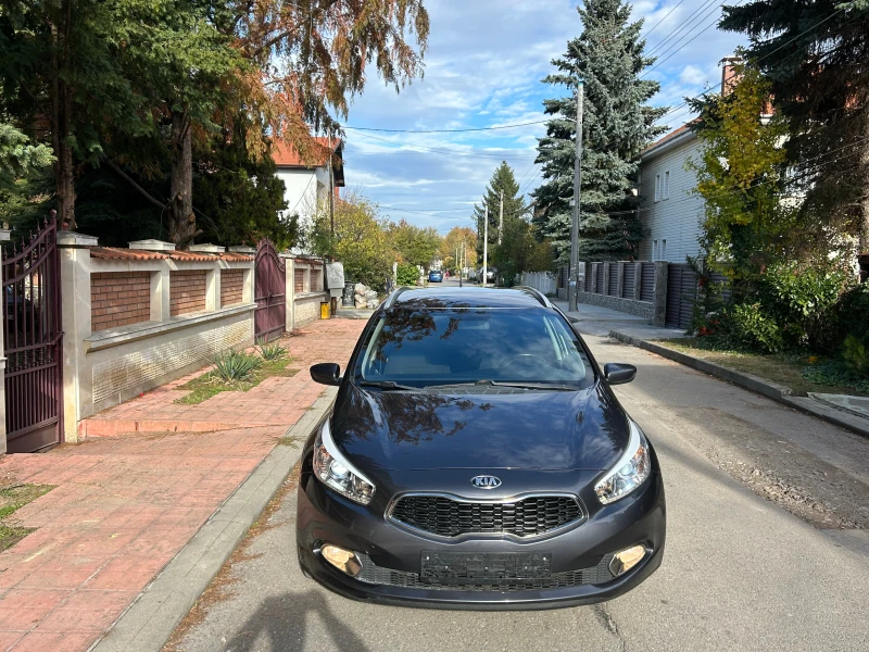 Kia Ceed 1.6CRDI 128K, снимка 2 - Автомобили и джипове - 52277993