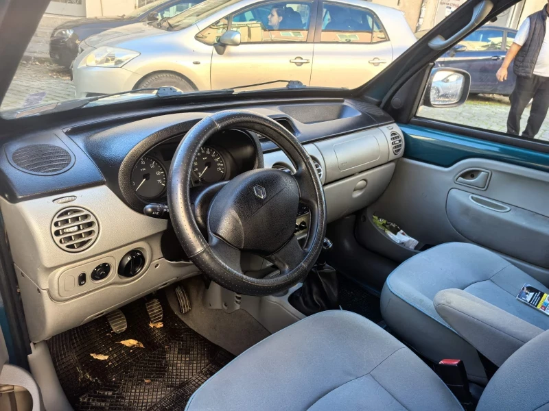 Renault Kangoo 1.2, снимка 7 - Автомобили и джипове - 52341954