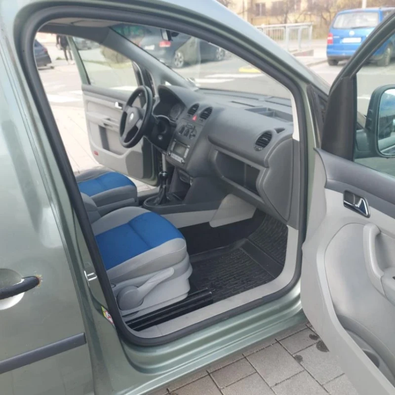 VW Caddy 1, 9 дизел, снимка 9 - Автомобили и джипове - 52624253
