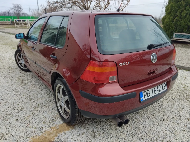 VW Golf 1.6//БЕНЗИН//, снимка 10 - Автомобили и джипове - 52938198
