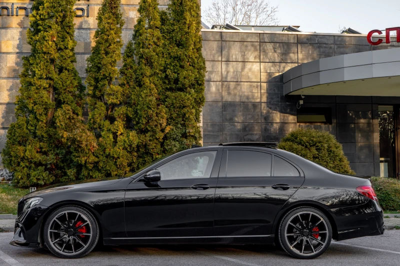 Mercedes-Benz E 220 d* BRABUS LIMITED* BLACK SERIES* 360CAM* CARBON* , снимка 2 - Автомобили и джипове - 53182833