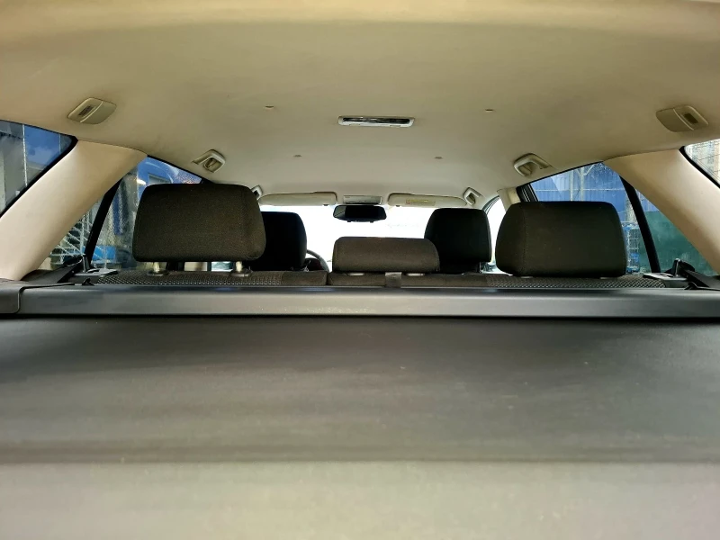 Toyota Avensis, снимка 8 - Автомобили и джипове - 53467990