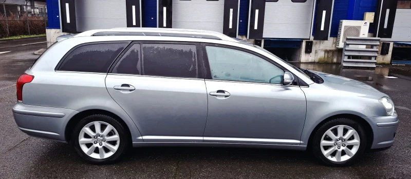 Toyota Avensis, снимка 10 - Автомобили и джипове - 53467990