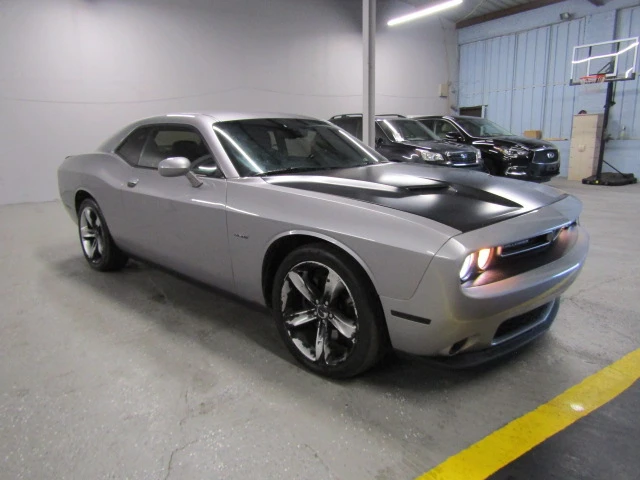 Dodge Challenger R/T, снимка 3 - Автомобили и джипове - 47501278