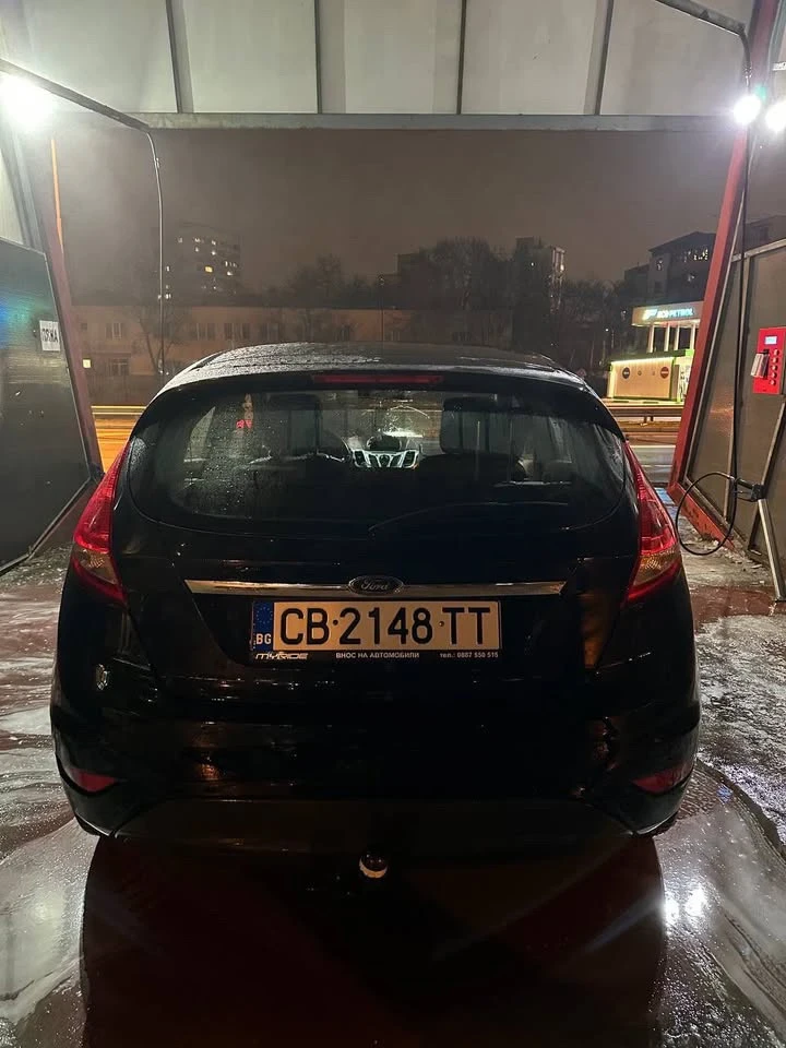 Ford Fiesta 1.6 ДИЗЕЛ, снимка 4 - Автомобили и джипове - 52624397