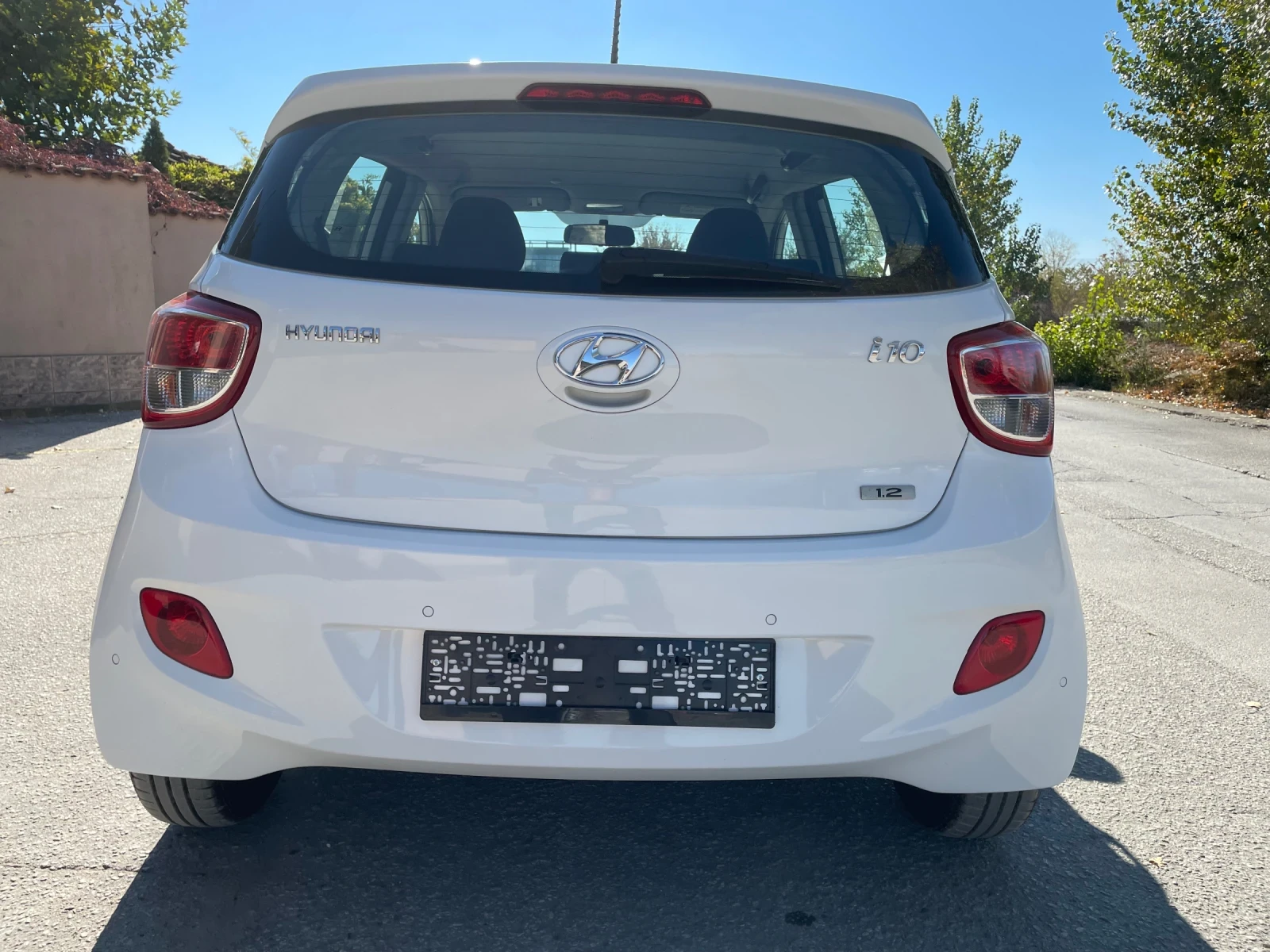 Hyundai I10 1.25 АВТОМАТ - изображение 6