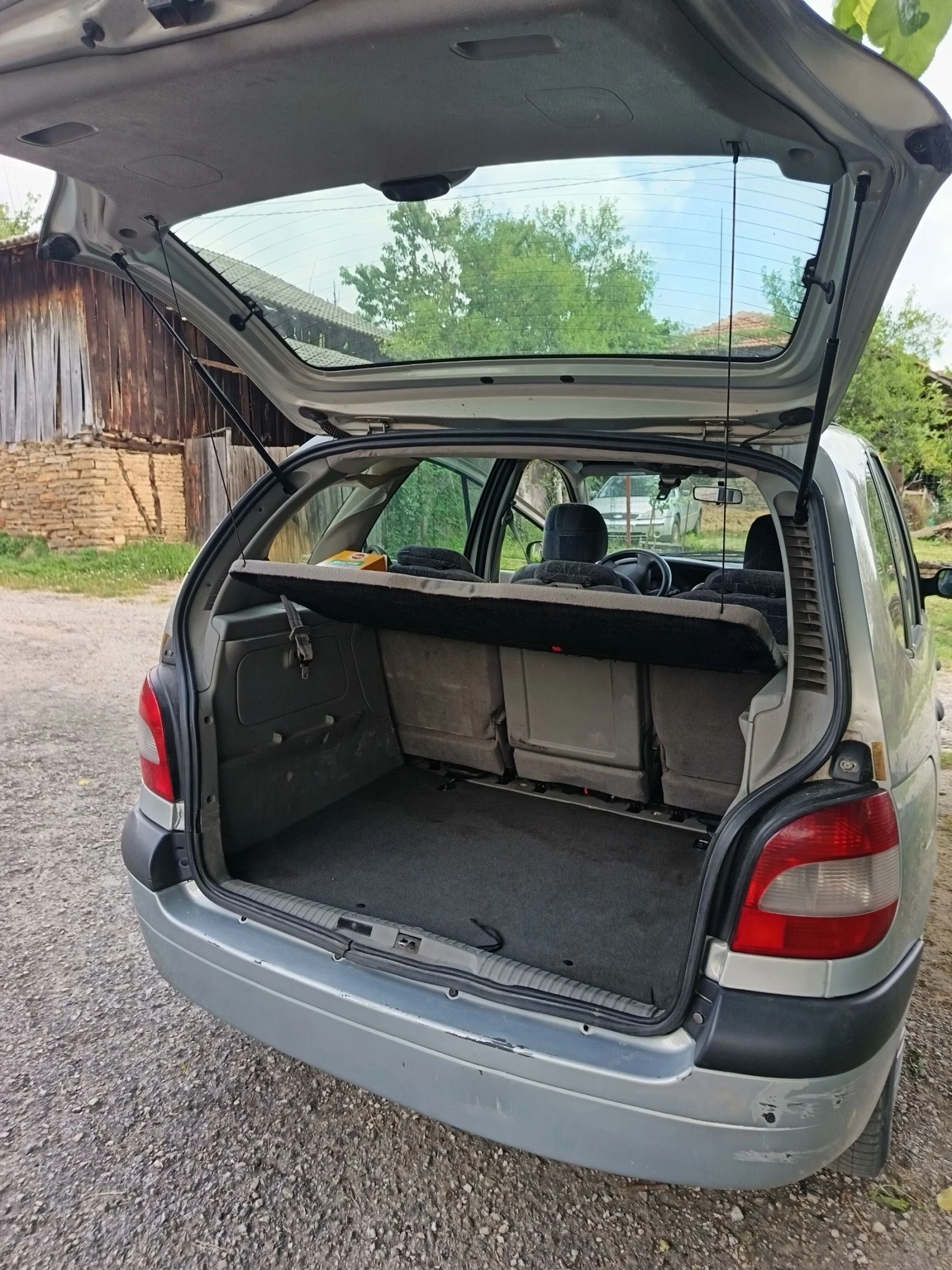 Renault Scenic  - изображение 9