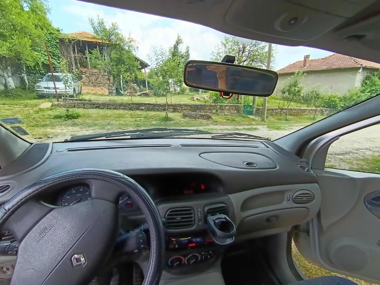 Renault Scenic  - изображение 6