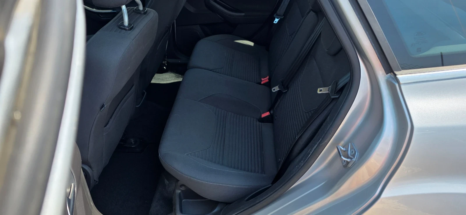 Ford Focus 1.5 Tdci-Titanium-Automato-120hp - изображение 9