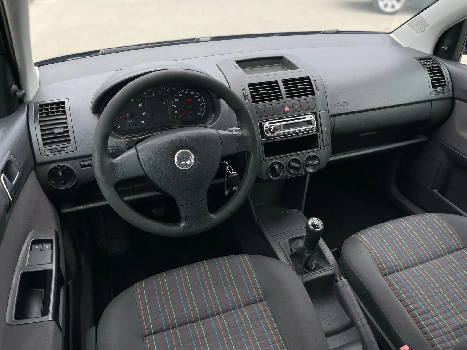 VW Polo 1.2i - изображение 10