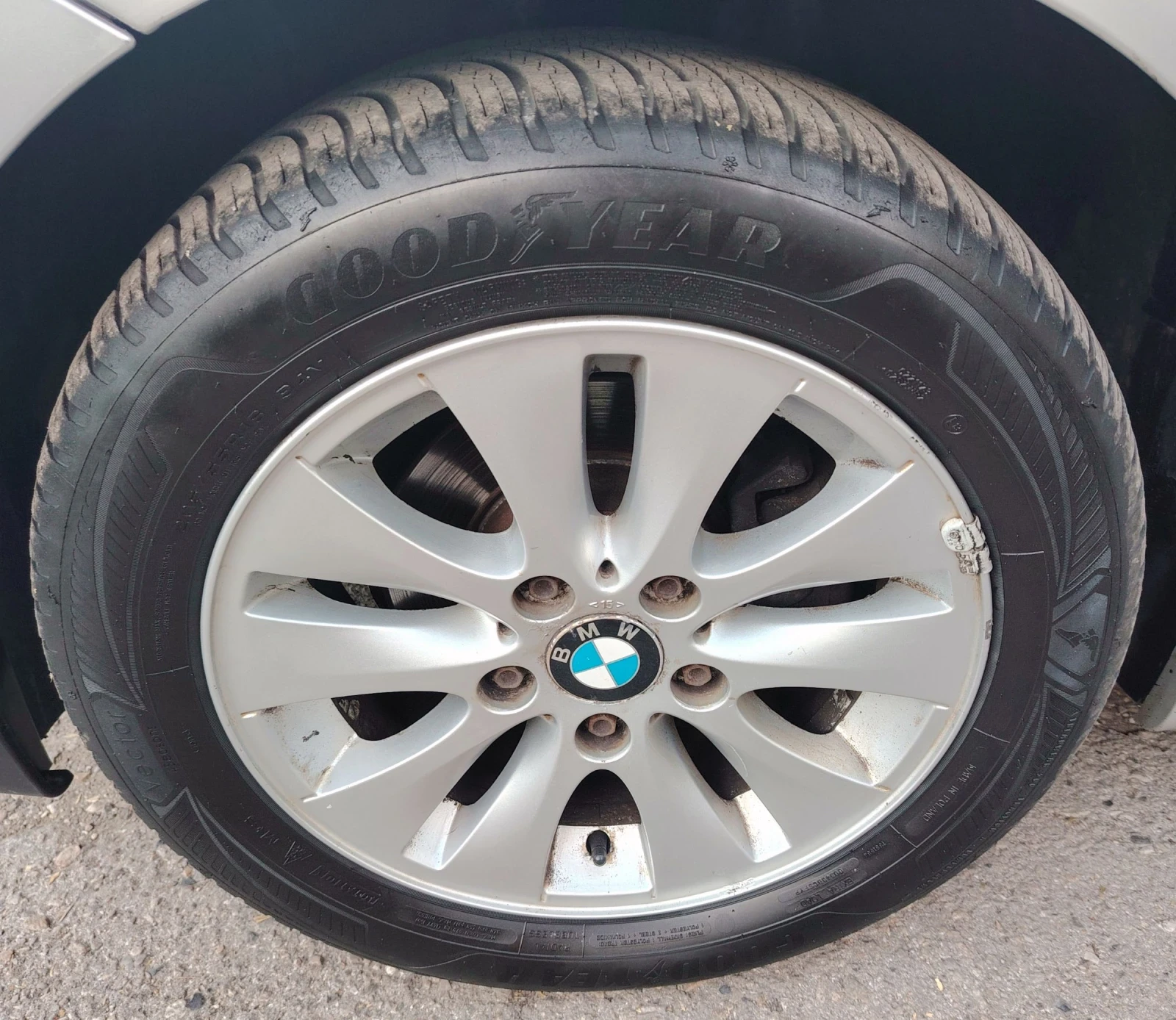 BMW 118 2.0i/Подгряване - изображение 8