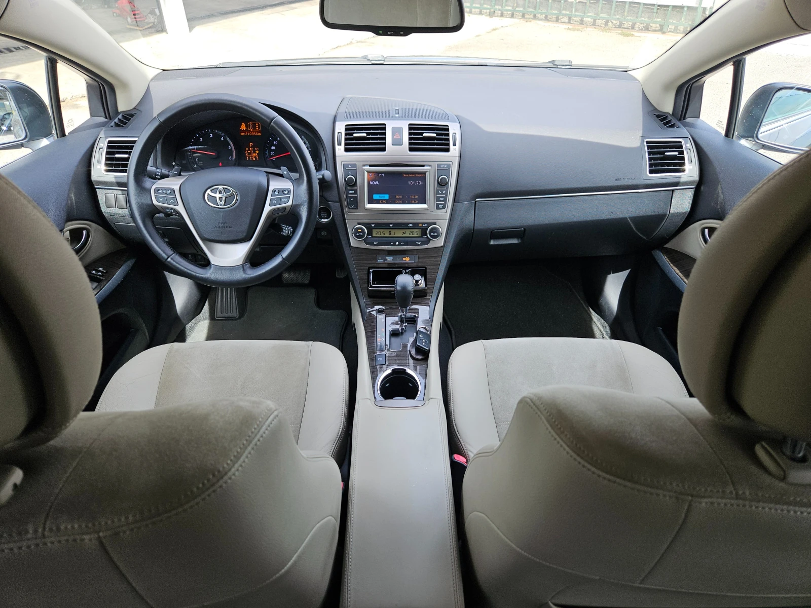 Toyota Avensis 2.2D/FACELIFT/150k.c/ACC/NAVI/БЛУТУТ/EURO 5B/ТОП - изображение 10