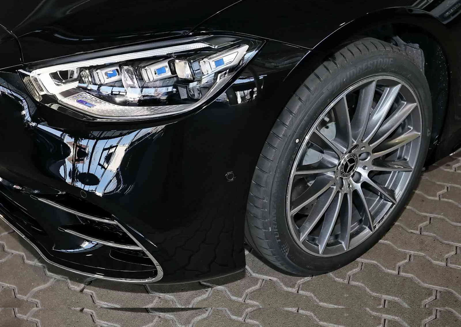 Mercedes-Benz S 580 e 4M Long AMG - изображение 8