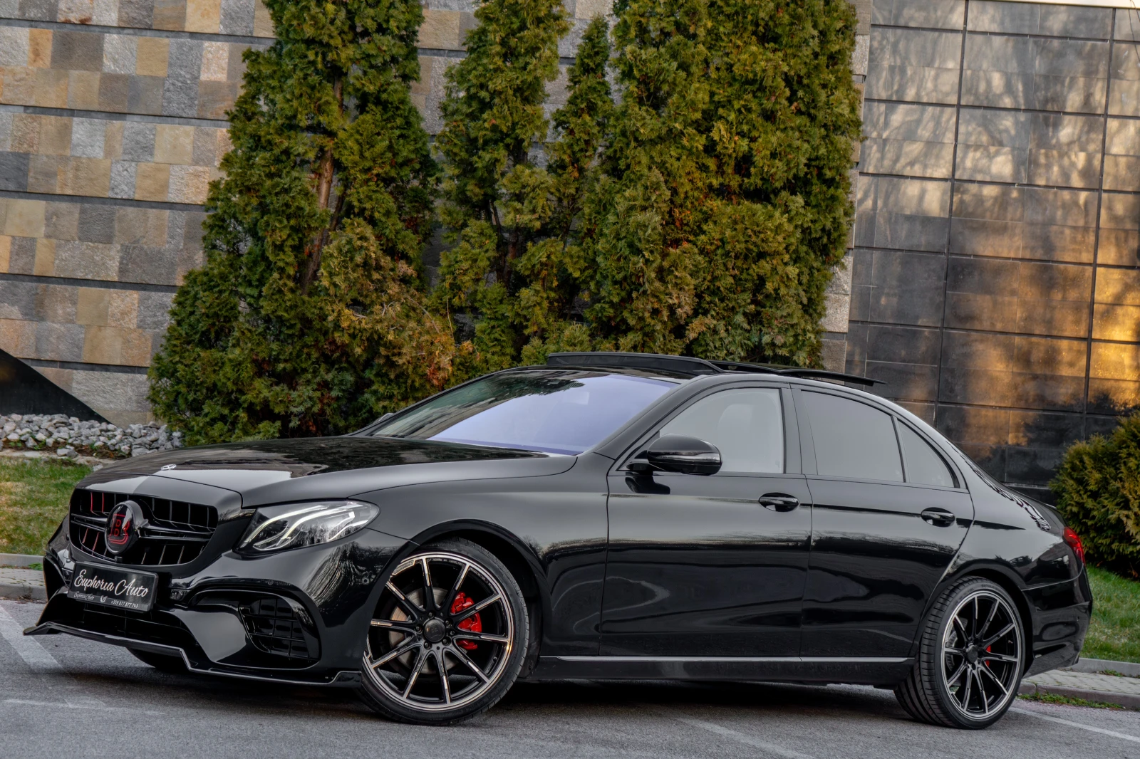 Mercedes-Benz E 220 d* BRABUS LIMITED* BLACK SERIES* 360CAM* CARBON*  | Mobile.bg � ����������� 1