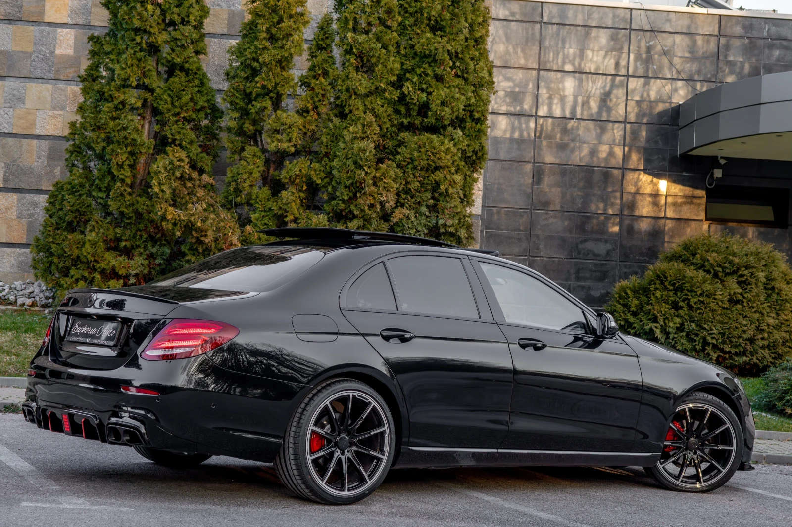 Mercedes-Benz E 220 d* BRABUS LIMITED* BLACK SERIES* 360CAM* CARBON*  - изображение 5