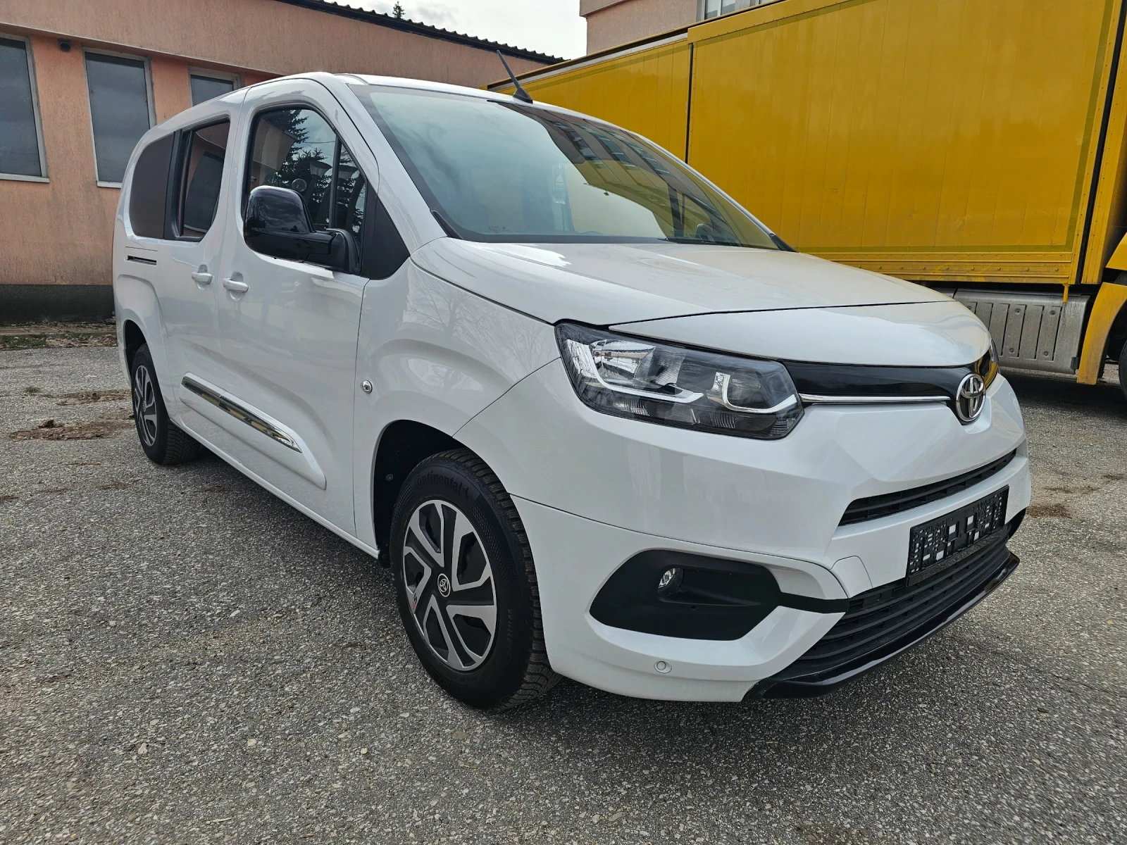 Toyota Proace City Verso Avtomatik, снимка 2 - Автомобили и джипове - 53896884