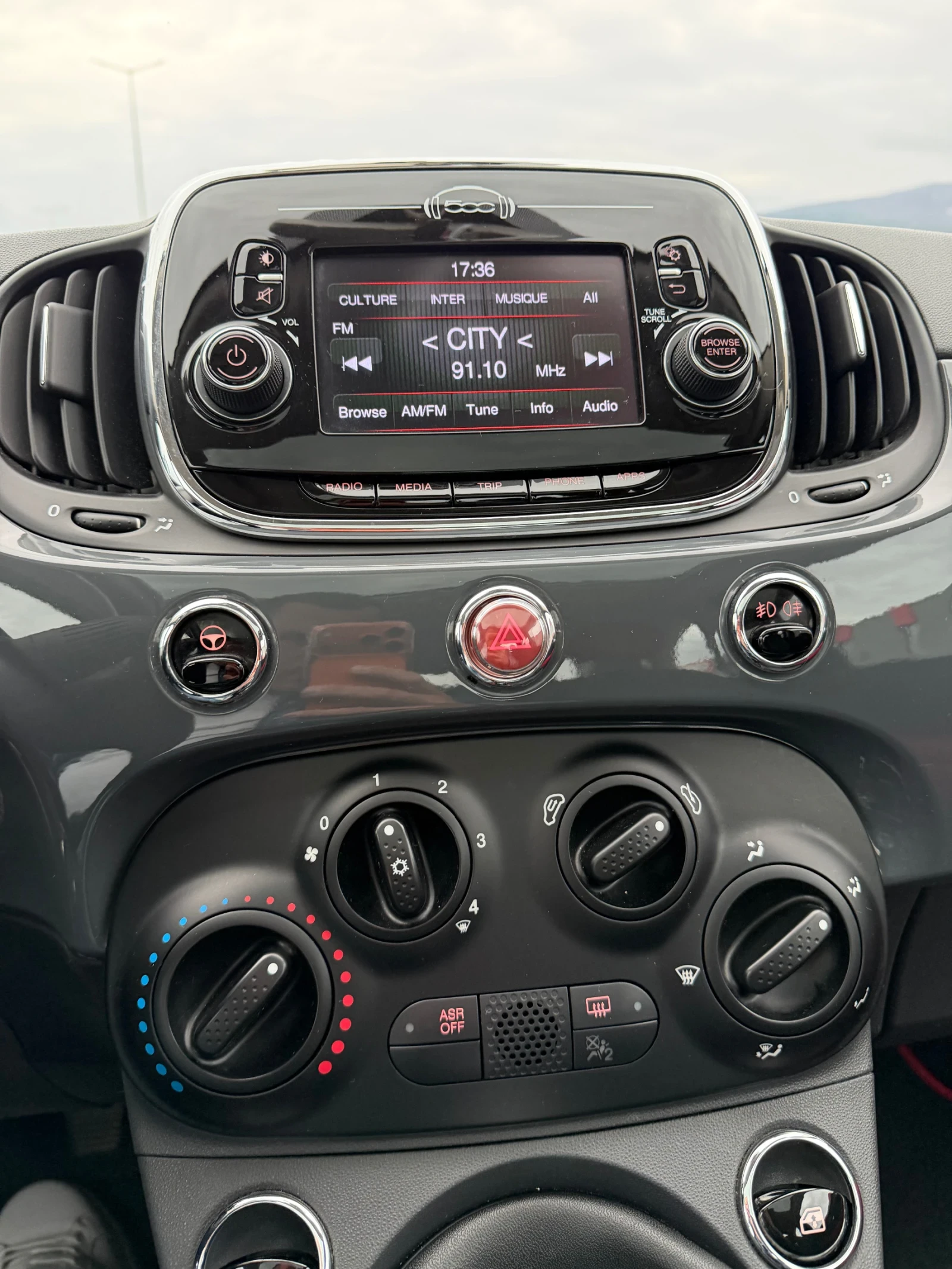 Fiat 500 77000 Км, снимка 10 - Автомобили и джипове - 53922049