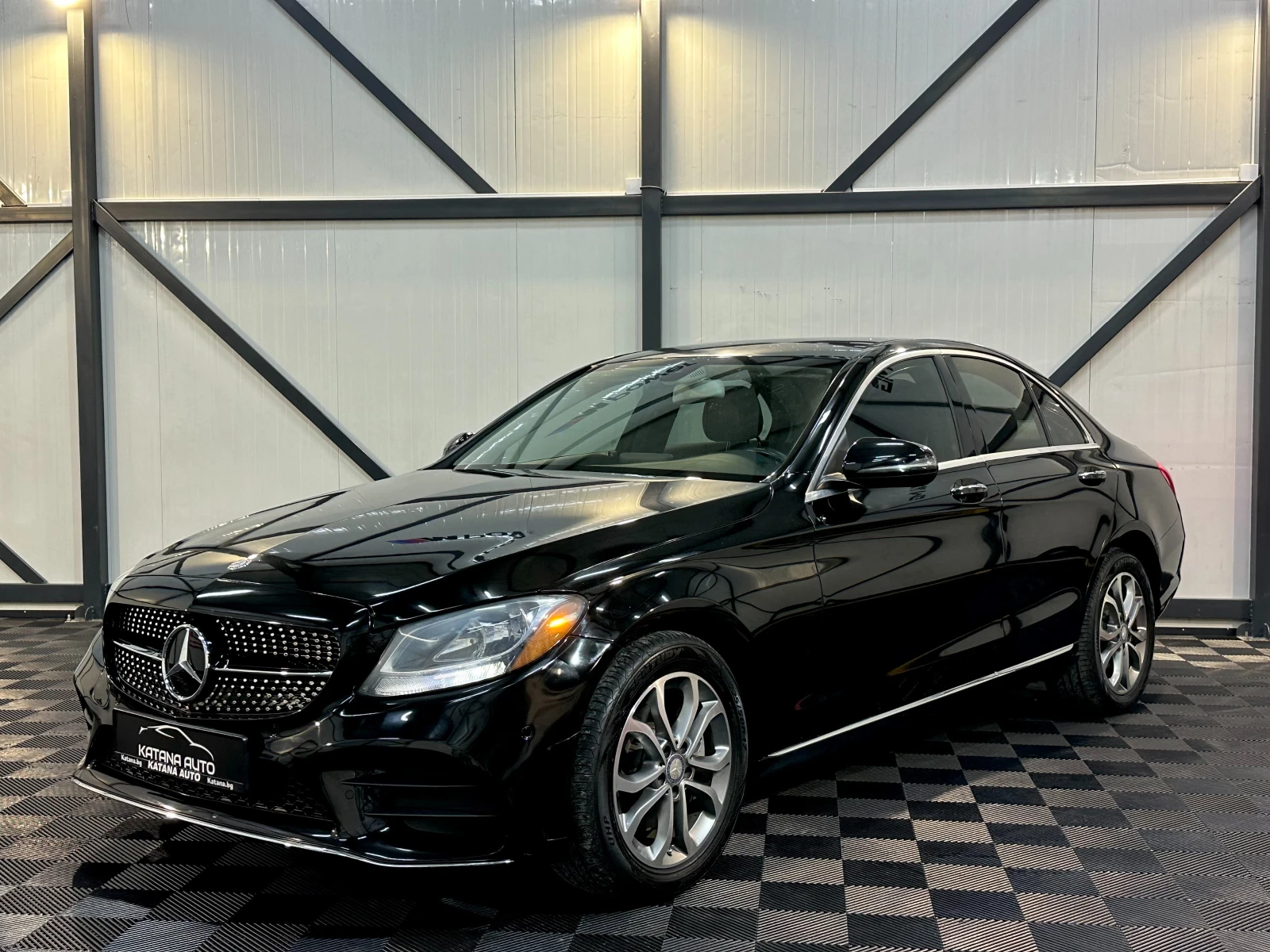 Mercedes-Benz C 300 * AMG LINE* 4MATIC* ПОДГРЕВ* МЪРТВИ ТОЧКИ* 