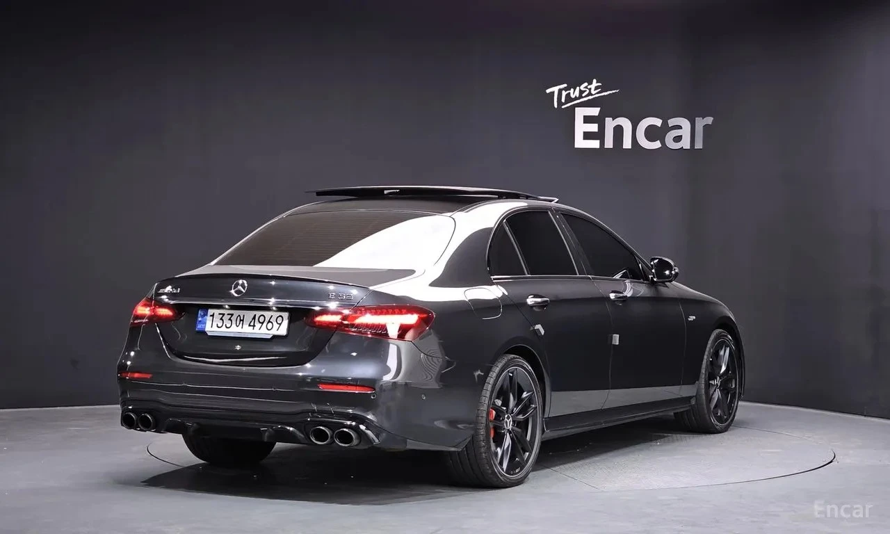 Mercedes-Benz E 53 AMG 4Matic* 360* Camera* CarPlay* Keyless* , снимка 3 - Автомобили и джипове - 54586608